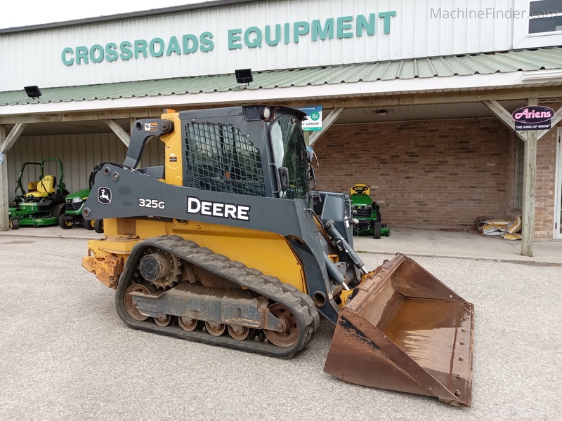 John Deere 325G Track loader